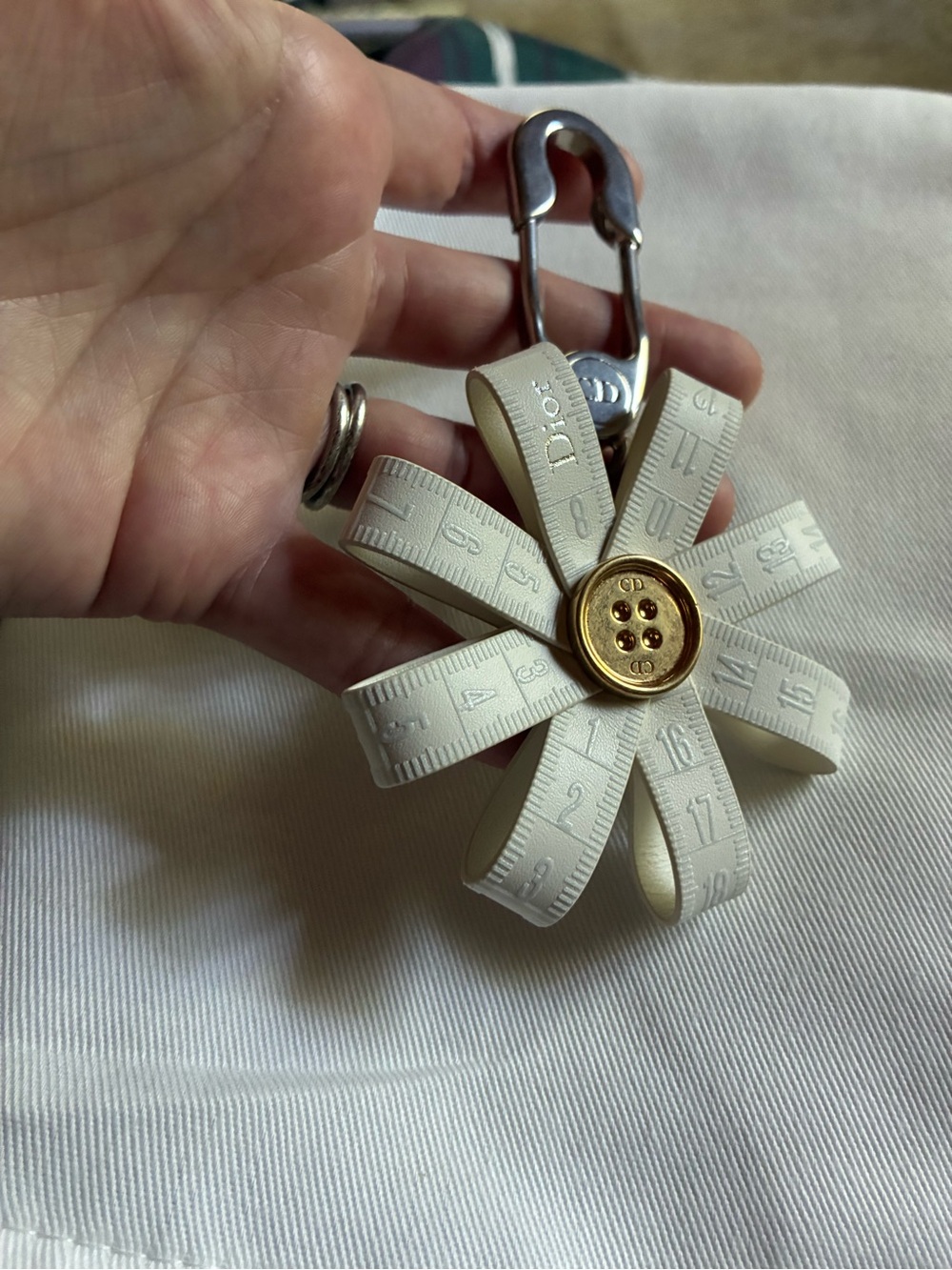 SOLD Dior '26 Daisy Bag Charm JW Jonathan Anderson - Picture 8 of 10